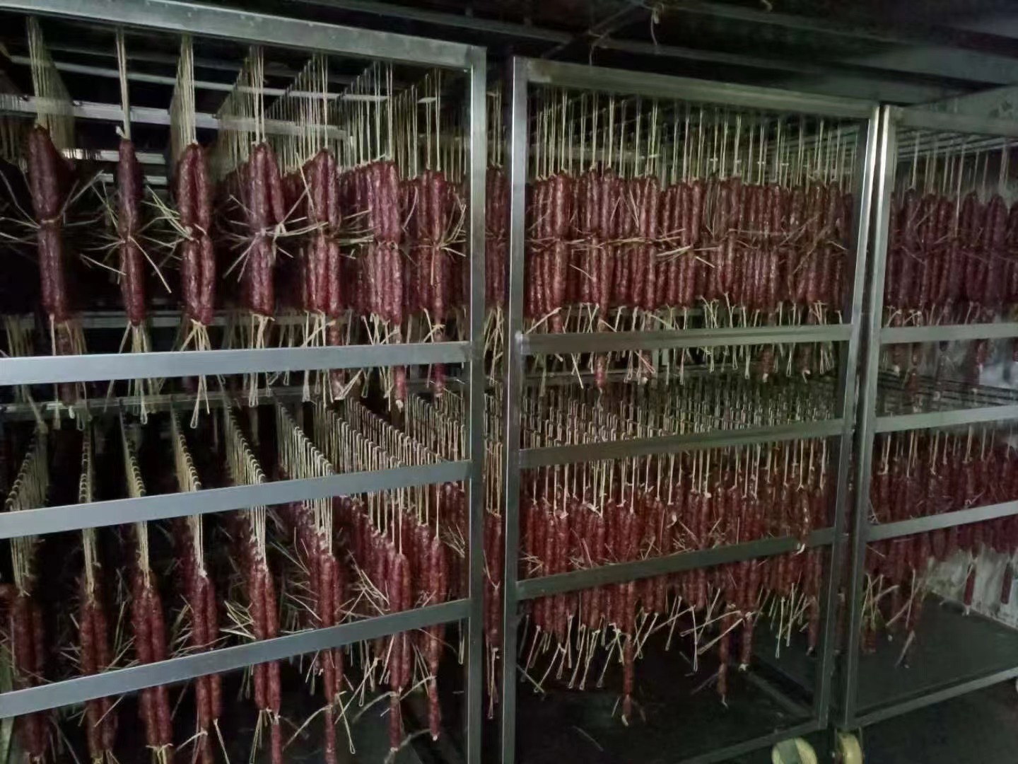 帝燁烘干機-廣東臘味烘干基地-二期工程馬上投入使用