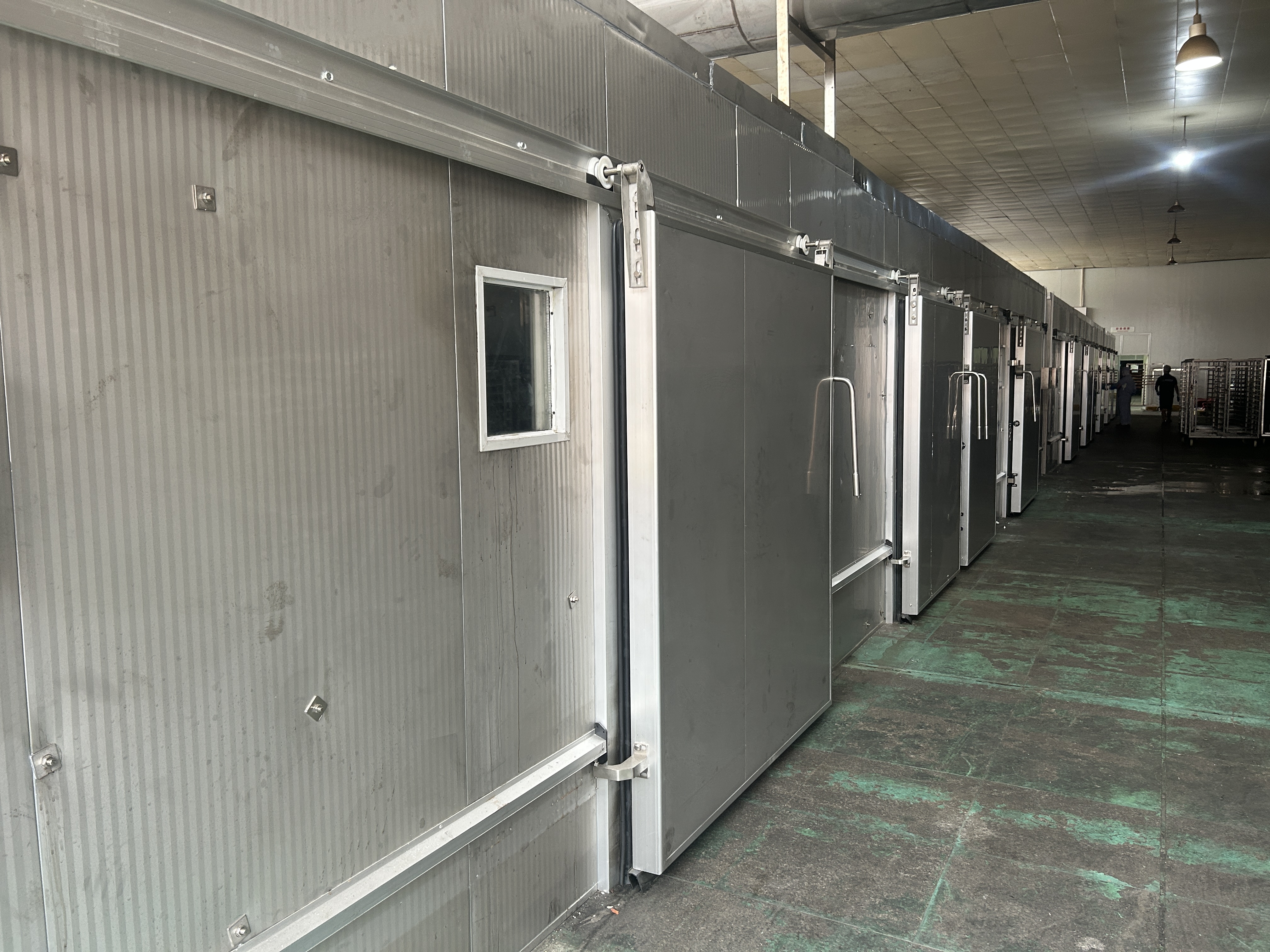 又一個肉脯烘干項目已安裝完畢，準備正式投入使用
